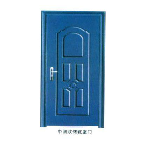 储藏室铁门