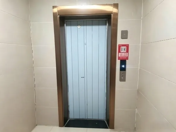 不锈钢电梯门套厂家